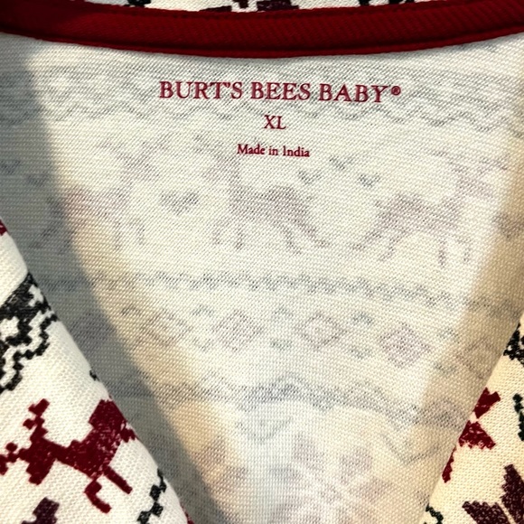 Burt’s Bees Baby Womens Organic Cotton Dashing Deer Holiday Christmas Pajama Top - Picture 2 of 10